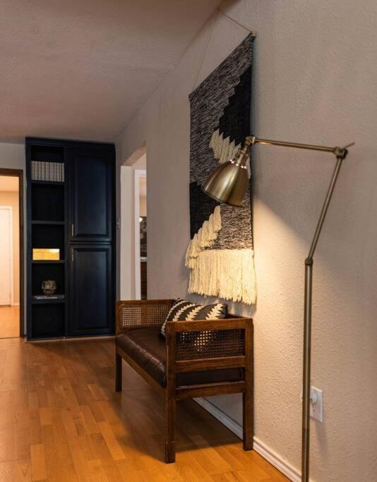 Escape To A Restored 1920S East Waco Bungalow Екстер'єр фото